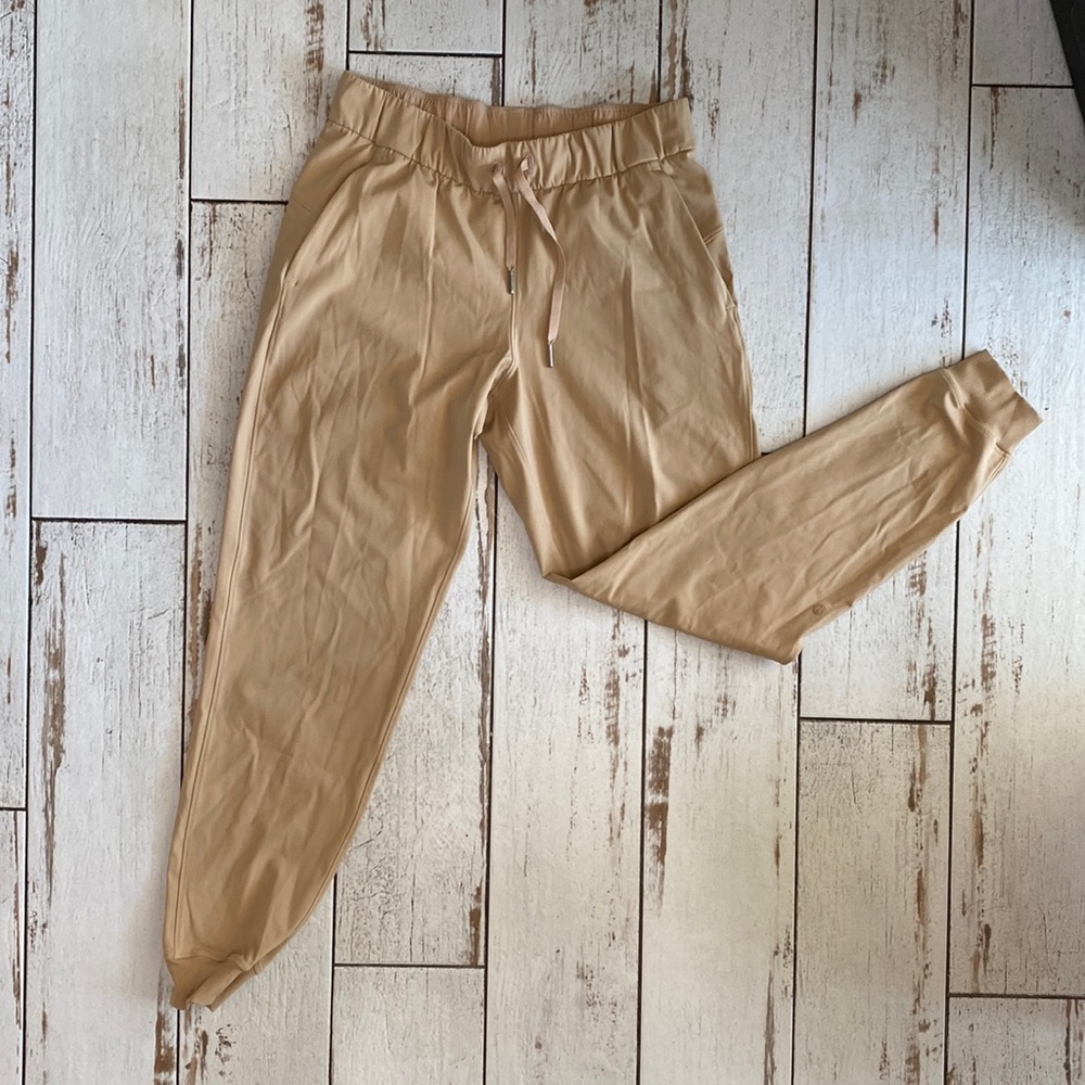 LuluLemon Joggers